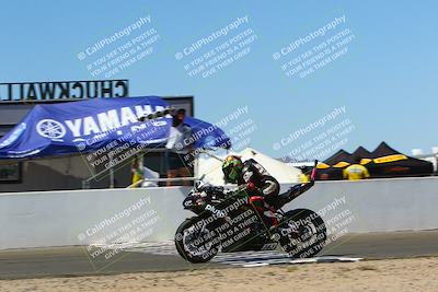 media/Mar-27-2022-CVMA (Sun) [[4786de14bf]]/Race 10 Supersport Shootout/